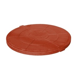 Люк полимерно-песчаный легкий D-580, красный